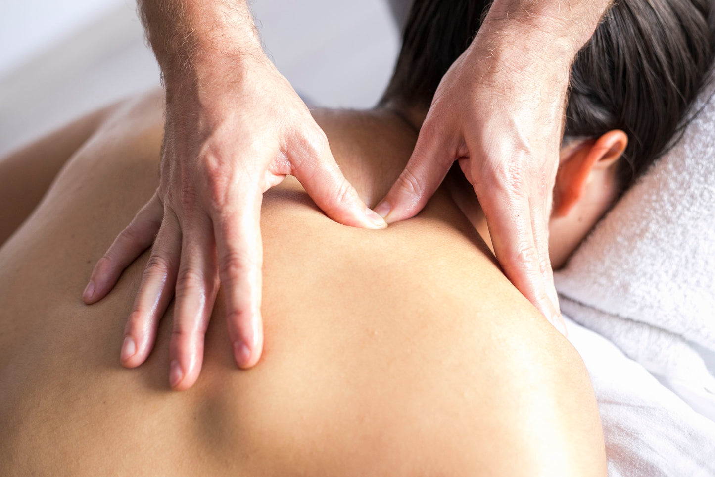 1 hour Neck & Shoulder with Trigger Points Massage