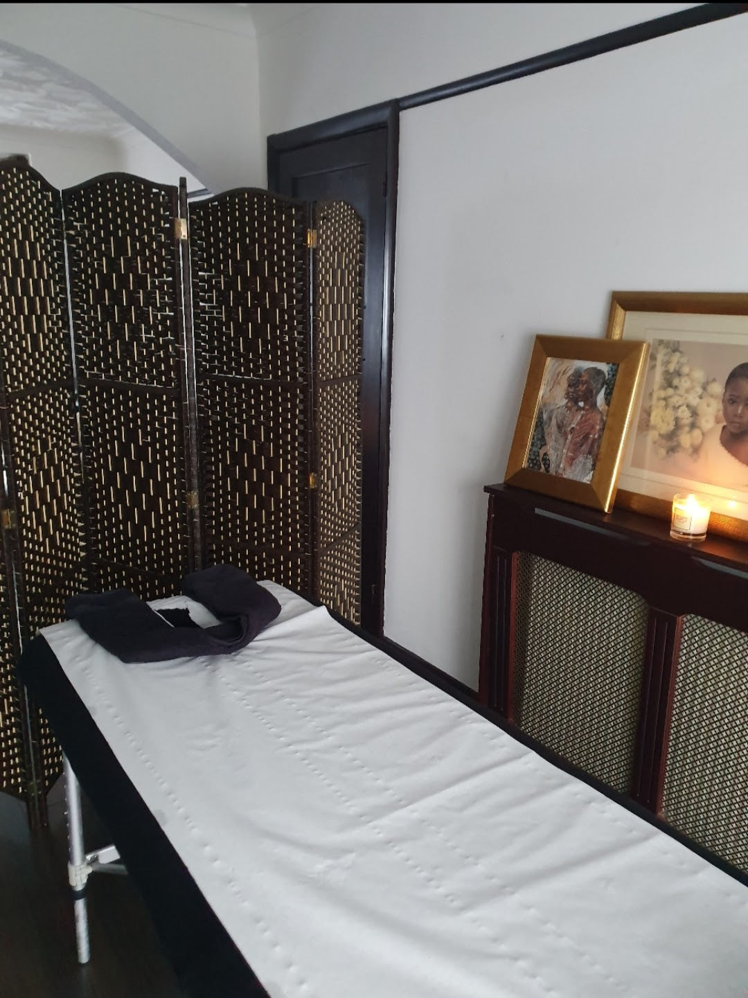 1 hour Holistic/Swedish Massage Full Body