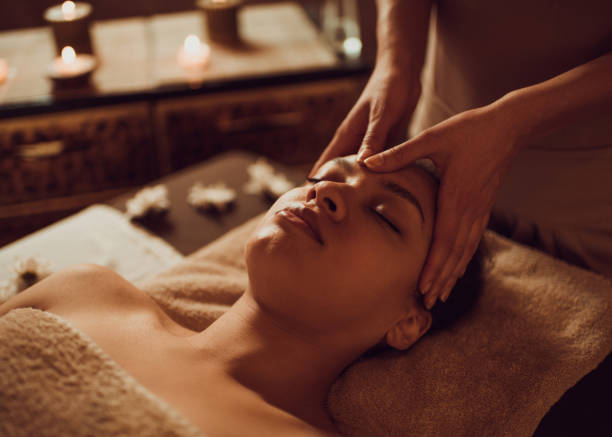 1 hour 30 mins Holistic/Swedish Massage – Full Body + Facial Massage